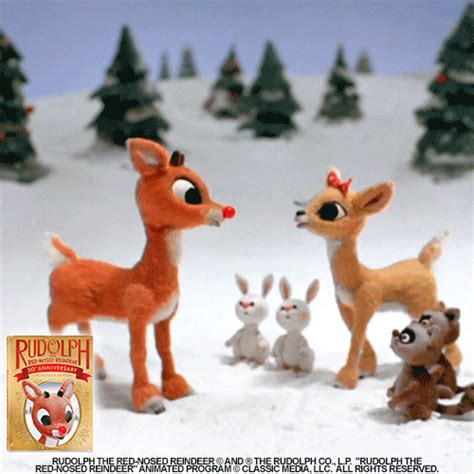 Christmas Kiss GIF by 20th Century Fox Home Entertainment - Find ...