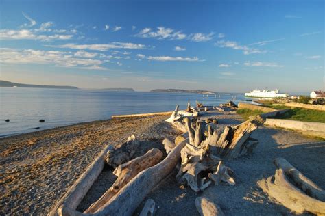 Mukilteo Lighthouse Park. Top three places for me. I love to sit here ...