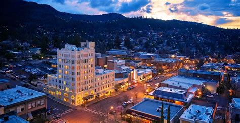 Ashland Springs Hotel – Historical Hotel in Downtown Ashland Oregon ...