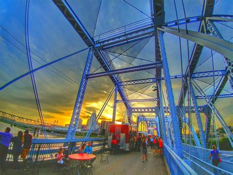 Purple People Bridge: Pedestrian Bridge Connecting Cincy to NKY