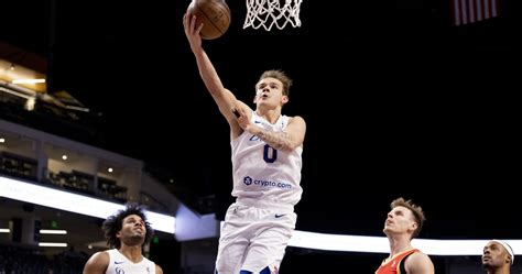 Mac McClung Stuns And Sweeps NBA Dunk Contest - Globe Live Media