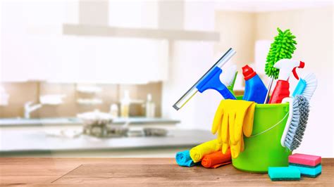 The Biggest Mistakes You're Making When Cleaning With Hydrogen Peroxide