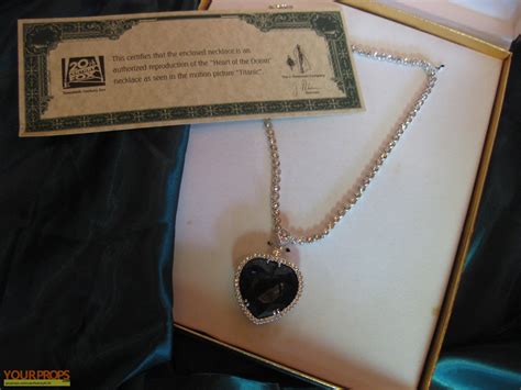 Titanic TITANIC HEART OF THE OCEAN NECKLACE REPLICA AND CERTIFICATE OF ...