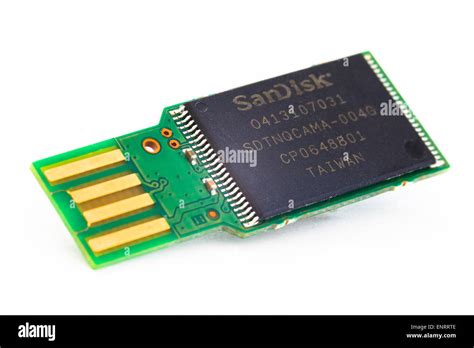 Closeup view of SanDisk USB flash drive chip Stock Photo - Alamy