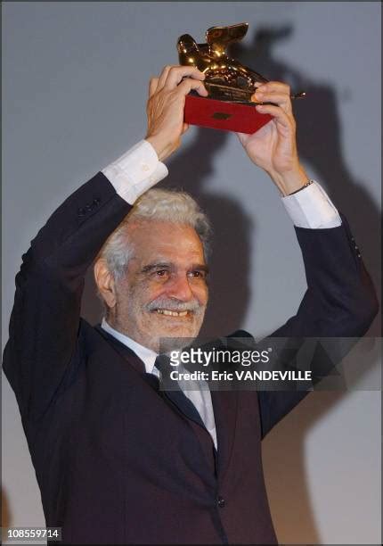 39 Venice Film Festival Omar Sharif Recieves The Golden Lion Award For ...