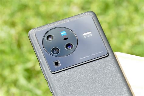 The camera will help you forgive the Vivo X80 Pro's ugliness | Digital ...