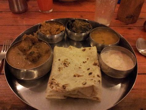 Dal Roti, Kochi (Cochin) - Restaurant Reviews, Phone Number & Photos ...