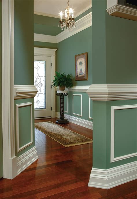 Chair Rail Ideas For Living Room - Two tone wall with chair rail and ...