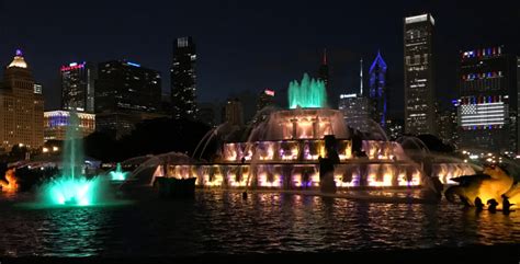 The Clarence F. Buckingham Memorial Fountain in Grant Park, Chicago