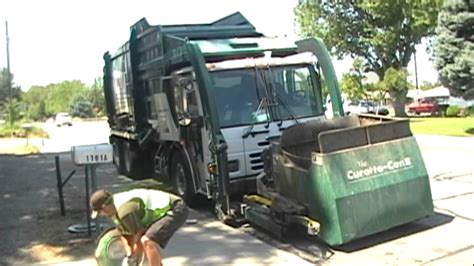 Garbage Trucks - YouTube