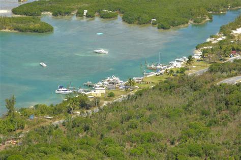 Russell Island Docks in Russell Island, EL, Bahamas - Marina Reviews ...