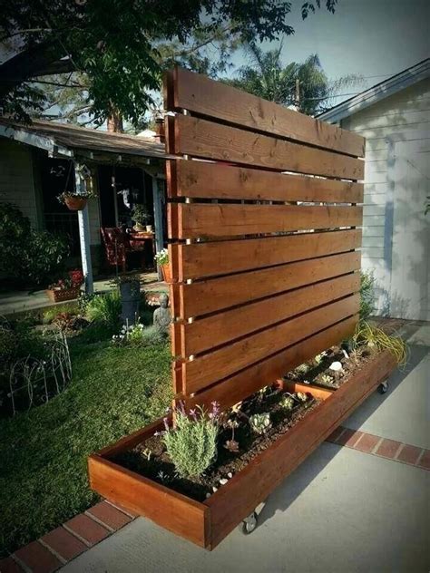 36 Impressive DIY Outdoor Privacy Screens Ideas (2023) | Privacy fence ...