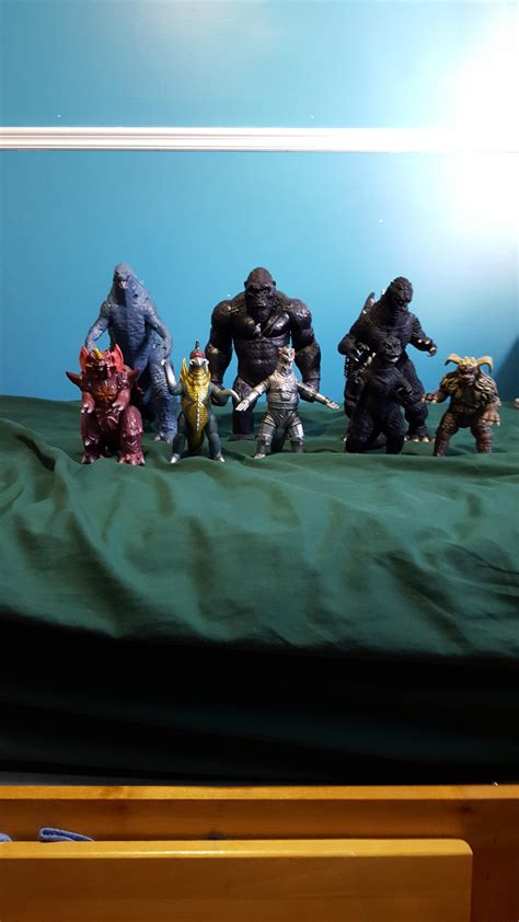 Updated kaiju figure collection : r/GODZILLA