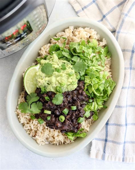 Chipotle Burrito Bowls (in the Instant Pot!) - Detoxinista