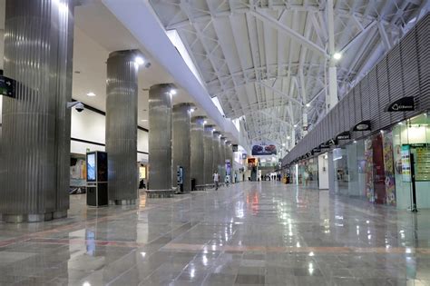 Es penoso el aeropuerto de CdMx - Centro de Estudios Espinosa Yglesias