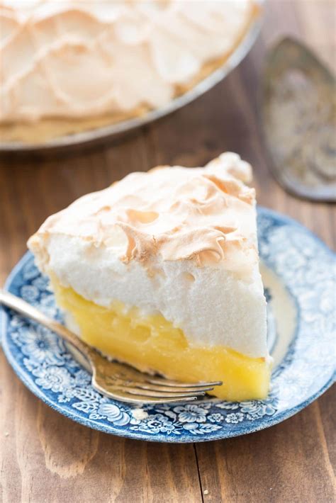 lemon meringue pie with premade graham cracker crust