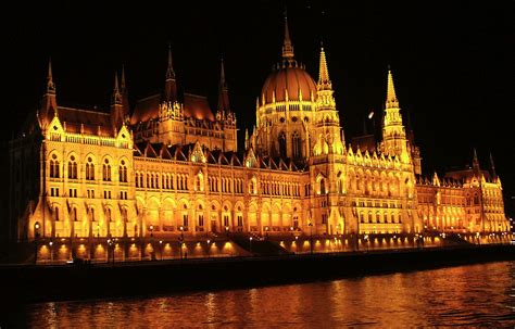 Budapest City - Late Night Danube River Cruises