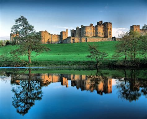 Alnwick Castle, Northumberland | Alnwick castle, British castles ...