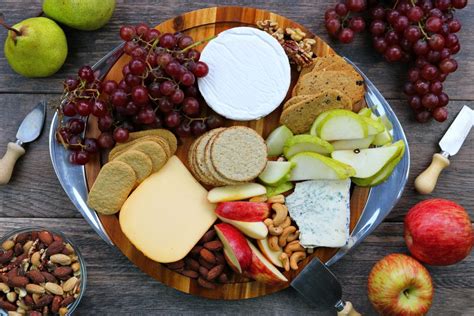 5 Steps to the Perfect Fruit and Cheese Platter | featuring Nairn's ...