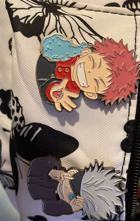 Got bored so here’s some of my jjk merch : r/JuJutsuKaisen