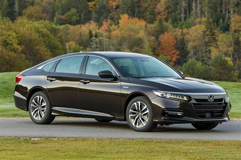 2019 Honda Accord Hybrid: New Car Review - Autotrader