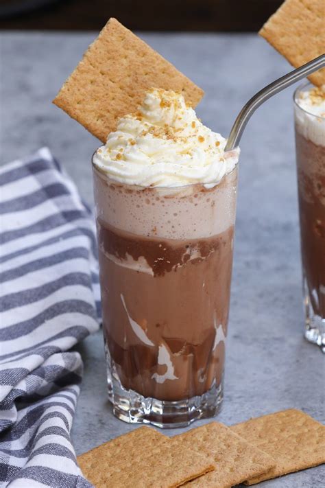 S’mores Frappuccino Recipe {Starbucks Copycat}