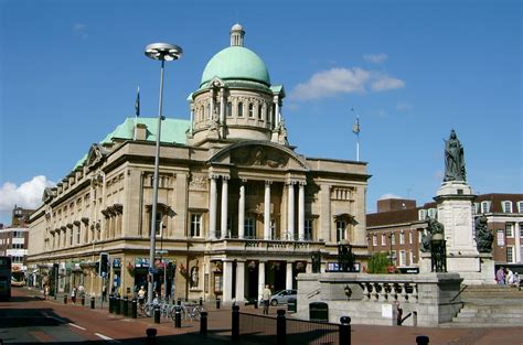 UK-HULL City Hall. 8-11-1980 I played Mozart KV.364… | Hull england ...