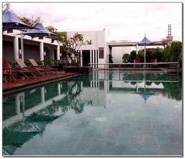 Hotel Santika Bogor, Lokasi dan Fasilitas - Wisatamantul.com