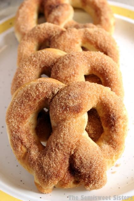 Copycat Auntie Anne’s Cinnamon Sugar Soft Pretzel