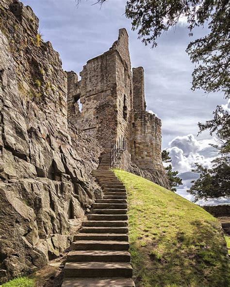 Dirleton Castle in East Lothian has SO much to offer 😍 Admire some of ...