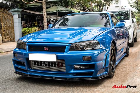 Nissan Skyline GT-R R34 - huyền thoại xe đua đường phố bất ngờ xuất ...