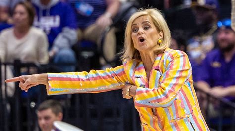 LSU’s Kim Mulkey shrugs off piece released ahead of Sweet 16, profiling ...