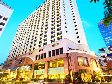 Best Price on The Royal City Hotel in Bangkok + Reviews!