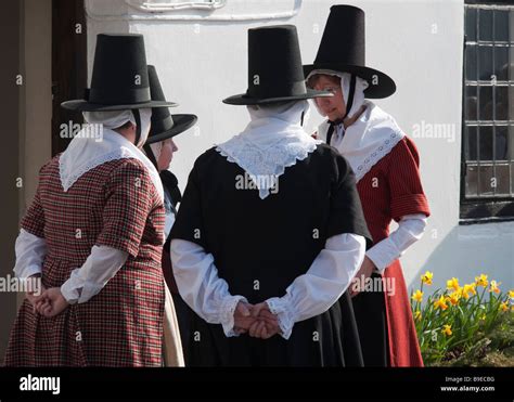 Traditional welsh dress -Fotos und -Bildmaterial in hoher Auflösung – Alamy