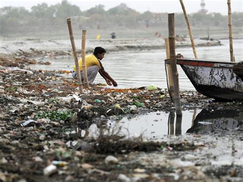 Sewage pollution water in Ganges River, India