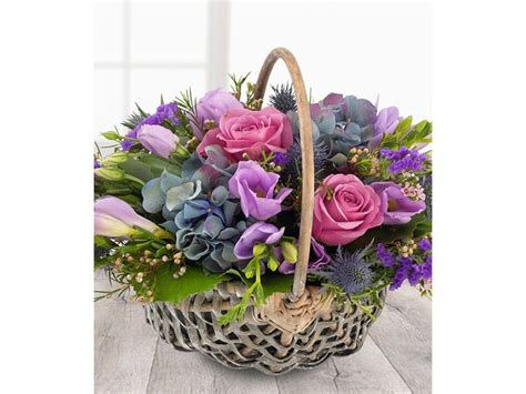 Eden Florist - Flower Delivery by Simply the Best - Helensburgh Flower Shop