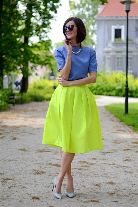 Paulina - 5 Neon Outfits, Colourful Outfits, Skirt Outfits, Classy ...