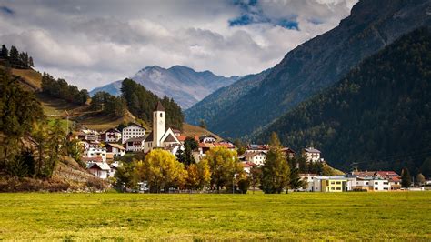 Bergdorf, reschensee, autumn, south tyrol, italy - free image from ...