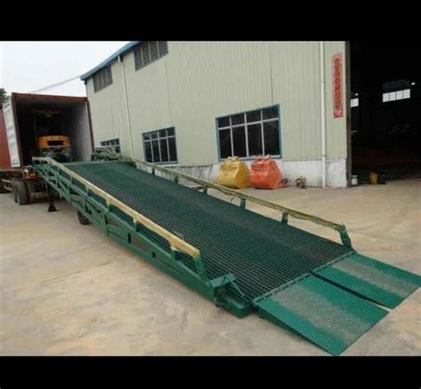 orixe Hydraulic Portable Dock Ramp, For Industrial, Provided at Rs ...