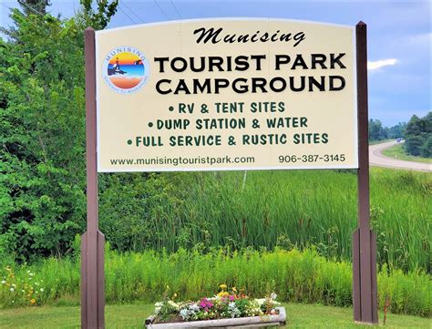 Munising Tourist Park Campground - Lake Superior Circle Tour