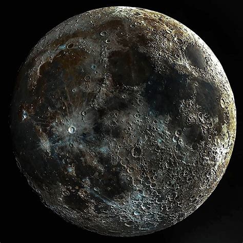 Astrophotographer Captures ‘World’s Clearest Picture’ of the Moon’s Craters