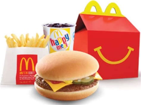 La 'Cajita Feliz' de McDonald’s tendrá juguetes ecológicos para 2025