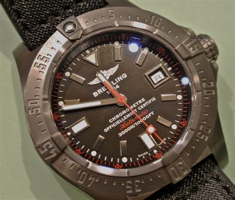 The Rogue Review: Dark and Bold - Breitling Avenger Seawolf Blacksteel (LE)