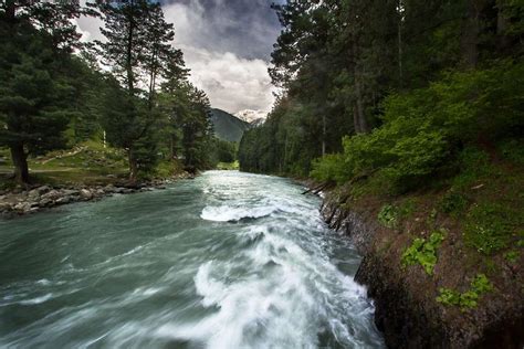 Pahalgam Kashmir | Places to visit | How to reach? | Aru, Betaab ...