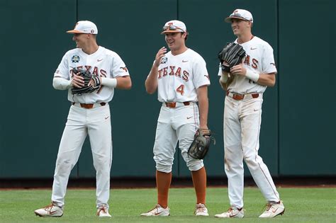 LOOK: Texas baseball reveals new uniforms for 2019 - Burnt Orange Nation