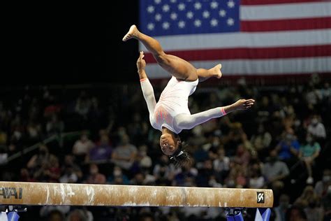 Simone Biles and an irresistible opportunity to grow