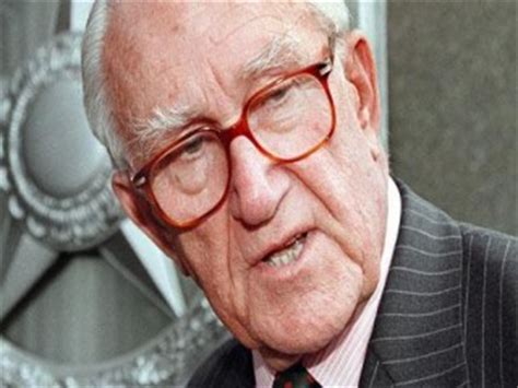 Malcolm Fraser biography, birth date, birth place and pictures