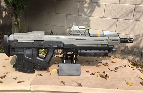 I spray painted the halo reach assault rifle. Took about two weeks. : halo