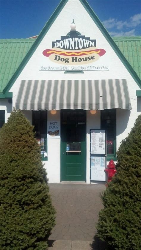 the dog house restaurant locations - Hollis Maupin