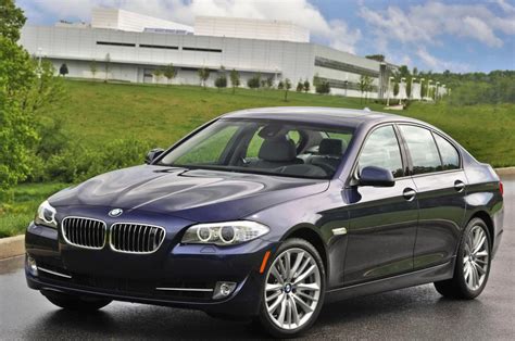 BMW 5 Series Sedan (F10) Photos and Specs. Photo: 5 Series Sedan (F10 ...